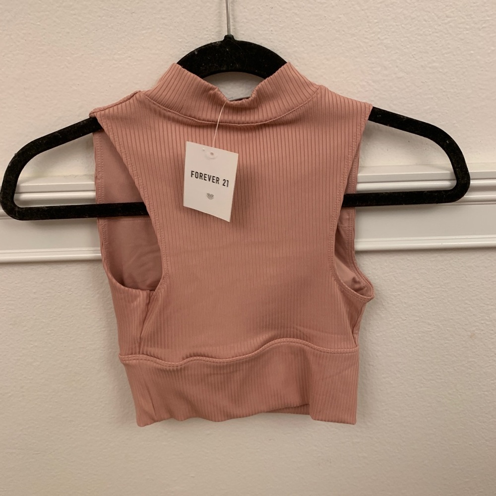 Workout crop top - Picture 2 of 2